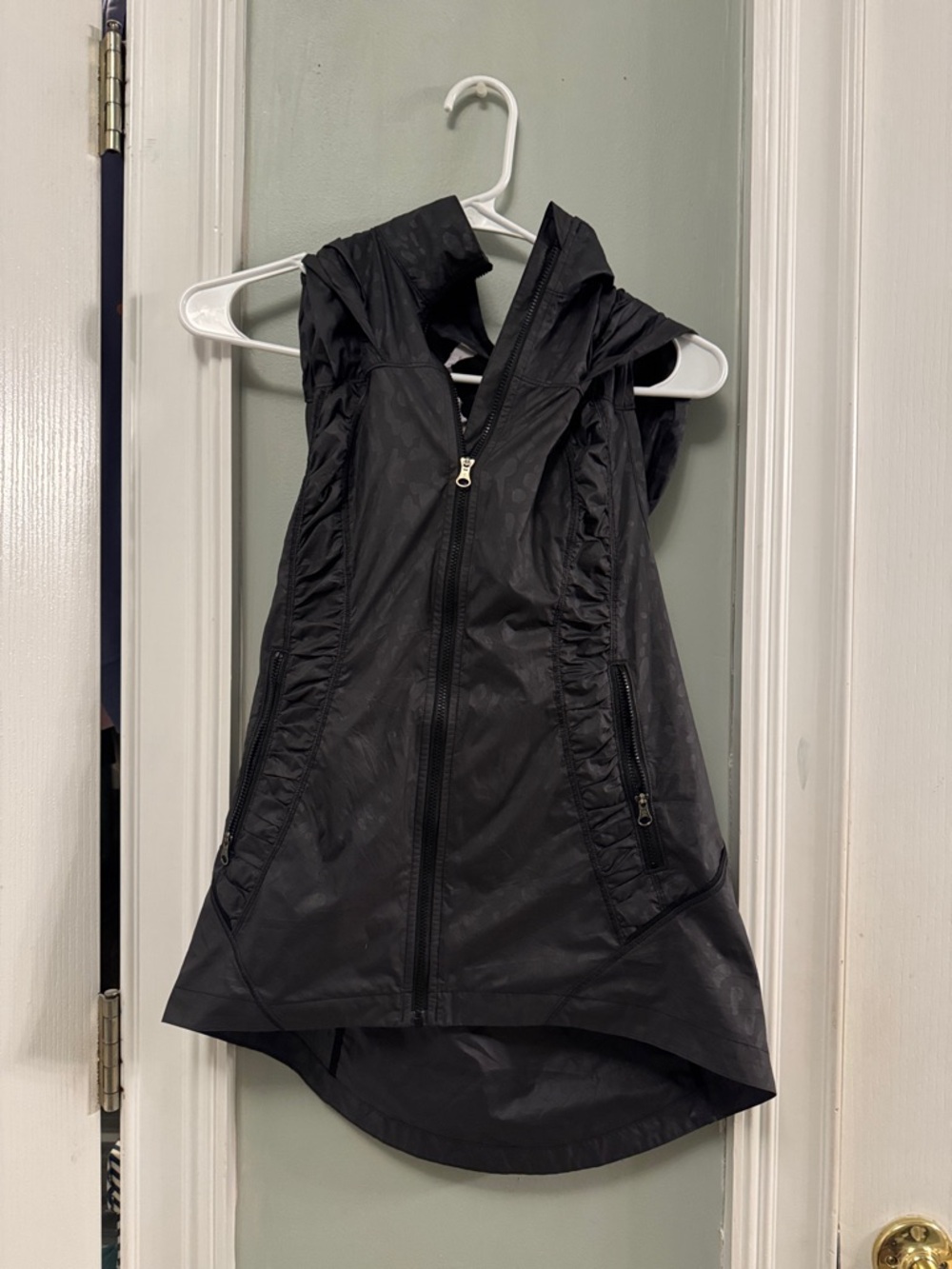 Lululemon vest